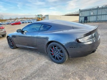 Aston Martin DB9 Coupe 5.9 i V12 48V 450KM 2005 Aston Martin DB9 5.9 V12 5.9 Benzyna 450KM, zdjęcie 5
