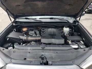 Toyota 2022 Toyota 4-Runner SR5 2022 4.0l 4.0 Benzyna 270KM, zdjęcie 6