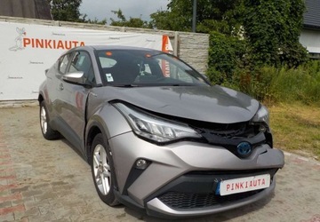 Toyota C-HR I Crossover Facelifting 1.8 Hybrid 122KM 2021 Toyota C-HR Okazja 1.8 Hybryda 122KM