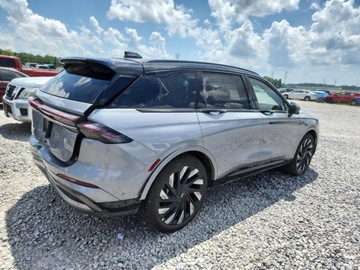 Lincoln 2024 Lincoln Nautilus Reserve 2024 2.0l 2.0 Benzyna 250KM, zdjęcie 3