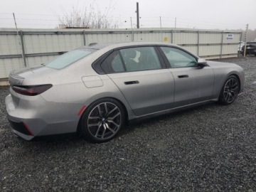 BMW Seria 7 G70 2025 BMW Seria 7 2025r., 760 Xi, 4.4L, od ubezpieczalni 4.4 Benzyna 543KM, zdjęcie 3