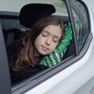 Poduszka i Nakładka na pas bezpieczeństwa 2w1