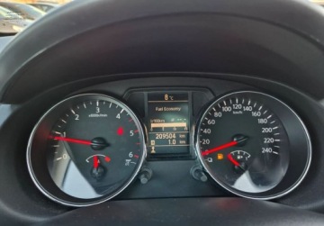 Nissan Qashqai I Crossover Facelifting  1.6 dCi 130KM 2013 Nissan Qashqai 1.6dCi 130KM 6bieg Kamera 360 Navi Temp Panorama Faktura Gw, zdjęcie 20