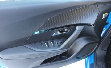 Peugeot 2008 II SUV 1.2 PureTech 130KM 2022 Peugeot 2008 Duzo Opcji Gwarancja od RiA 1.2 Benzyna 130KM, zdjęcie 13