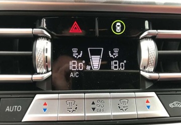 BMW X4 G02 SUV Facelifting 2.0 20I 184KM 2022 BMW X4 xDrive20i M Sport sport 2.0 Benzyna 184KM, zdjęcie 30