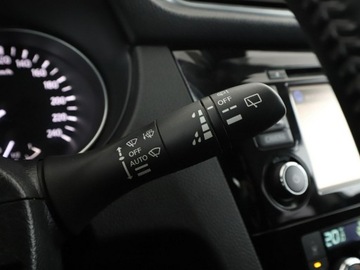 Nissan Qashqai II Crossover Facelifting 1.6 dCi 130KM 2018 Nissan Qashqai Navi Kamera cofania Hak, zdjęcie 28