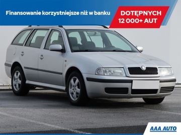 Skoda Octavia I Kombi 1.6 MPI 102KM 2003 Skoda Octavia 1.6, Klima, Parktronic