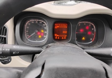 Fiat Panda II Hatchback 5d 1.2 69KM 2012 Fiat Panda I rej 2013r, 1.2 Benzyna. Lekko uszkodzony przod. Jezdzi. 1.2, zdjęcie 12