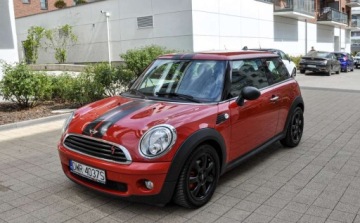 Mini One II Hatchback Facelifting 1.6 75KM 2010 MINI ONE 1.6 2010 r. Bezwypadkowy 1.6 Benzyna 75KM