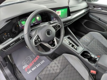 Volkswagen Golf VIII Variant 1.5 eTSI 150KM 2021 Volkswagen Golf Automat R Line Klimatronik LED Harman Kardon 1.5 Benzyna, zdjęcie 10