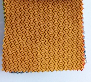 ЭРГОНОМИЧНОЕ КРЕСЛО SAGA PLUS M - HONEY
