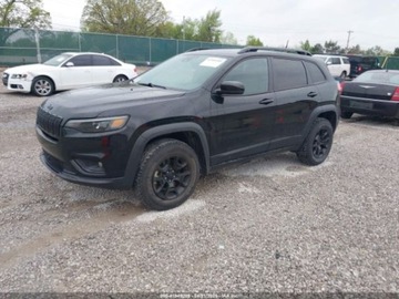 Jeep Cherokee V 2022 Jeep Cherokee X 2022 3.2l 3.2 Benzyna 271KM, zdjęcie 1