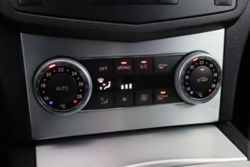 Mercedes Klasa C W204 Limuzyna 1.8 200 CGI BlueEFFICIENCY 184KM 2009 Mercedes C C 200 Kompressor, GAZ, Automat, Navi, zdjęcie 16