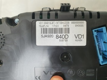 PŘÍSTROJOVÁ DESKA BUDÍK BUDÍKY SKODA RAPID 5JA920840D