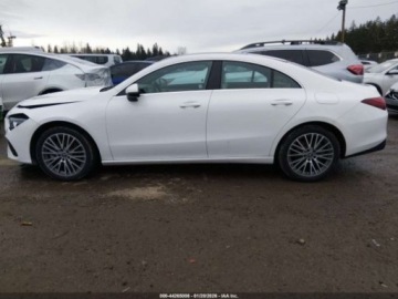 Mercedes CLA C118/X118 2025 Mercedes-Benz CLA 250 Coupe 2025 2.0 Benzyna 221KM, zdjęcie 2