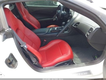 Chevrolet Corvette C7 2016 Chevrolet Corvette 2016 Stingray Z51 6.2 Benzyna 460KM, zdjęcie 7
