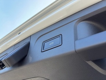 Volkswagen Touran III 1.5 TSI EVO 150KM 2025 Volkswagen Touran Highline 1.5 TSI DSG, zdjęcie 16