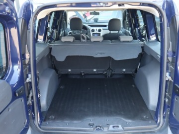Dacia Dokker Mikrovan 1.6 MPI 84KM 2013 Dacia Dokker 1.6 i ,Bezkolizyjny, zdjęcie 13