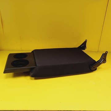 LOKETNÍ OPĚRKA POHOVKA DRŽÁK NA HRNEK MERCEDES-BENZ C W203 A2039700074 NR39