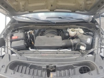 Cadillac Escalade III 2021 Cadillac Escalade Premium Luxury 2021 6.2 Benzyna 420KM, zdjęcie 6