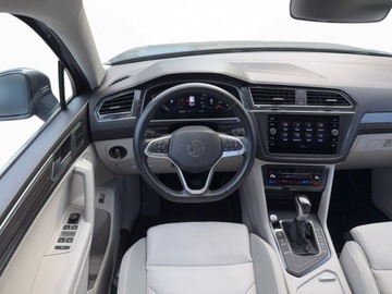Volkswagen Tiguan II SUV Facelifting 2.0 TDI 150KM 2023 Volkswagen Tiguan 2.0 TDI 150KM,SCR Elegance DSG, Gwarancja, Serwis ASO,FV, zdjęcie 23