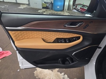 Jeep Grand Cherokee V 2025 Jeep Grand Cherokee Summit 2025 3.6 Benzyna 293KM, zdjęcie 9