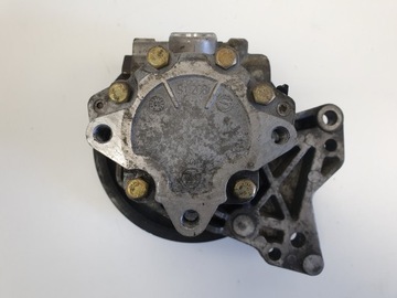 BMW E46 2.0 D ČERPADLO SERVA ORIG.