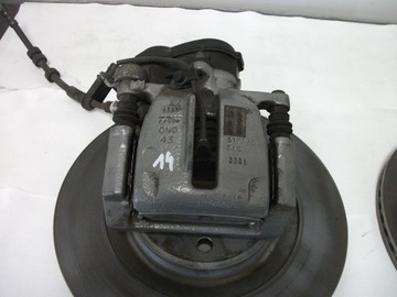 95B615406M 95B615405M ZACISK LEWY PRAWY TYŁ MACAN