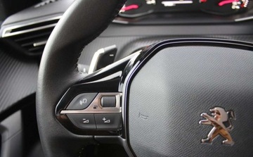 Peugeot 2008 II SUV 1.2 PureTech 130KM 2021 Peugeot 2008 Allure EAt8 2021 Od RiA 1.2 Benzyna 130KM, zdjęcie 12