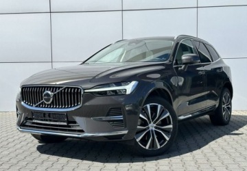 Volvo XC60 II 2022 Volvo XC 60 Plug-In Jasna Skora Panorama 100 baterii Navi Led FV23