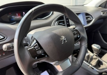 Peugeot 2021 Peugeot 308 Auto jak nowe gwarancja3dnavialu18ledfak vat 1.2 Benzyna, zdjęcie 11