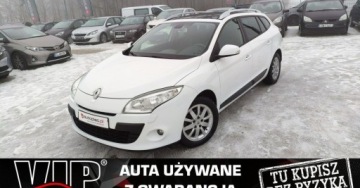 Renault Megane III Grandtour 1.6 16v 110KM 2011 Renault Megane 3 III 1.6i 110kM Klima Panorama Czujniki Temp. Grzane Fotel