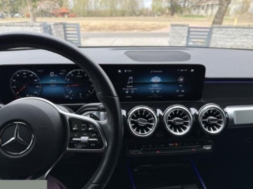 Mercedes GLB SUV 2.0 250 224KM 2022 Mercedes-Benz GLB 250 8G-DCT Progressive 224KM 2022r, zdjęcie 12