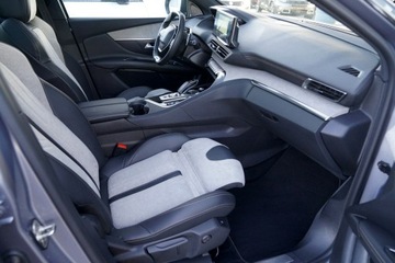 Peugeot 3008 II Plug-In Hybrid Facelifting 1.6 HYBRID 225KM 2022 Peugeot 3008 GT LINE kamera skóra NAWI grip, zdjęcie 21