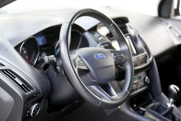 Ford Focus III Hatchback 5d facelifting 1.0 EcoBoost 125KM 2016 Ford Focus Klimatronic Parktronic/6 Bieg/GWARANCJA, zdjęcie 10