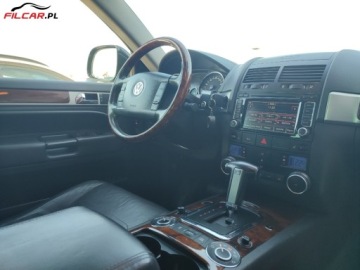 Volkswagen Touareg I 3.0 TDI 240KM 2009 Volkswagen Touareg SALON POLSKA Pelna historia serwisowa FULL OPCJA Mozliw, zdjęcie 19