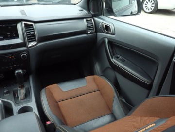 Ford Ranger V Podwójna kabina 3.2 Duratorq TDCI 200KM 2016 Ford Ranger 3.2 TDCi, Salon Polska, 197 KM, 4X4, zdjęcie 7