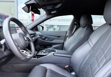 BMW Seria 5 G90-91 2025 BMW Seria 5 I wlasciciel M Sport Hak Gwarancja Bezwypadkowy FVAT23, zdjęcie 25