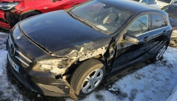 Mercedes Klasa A W176 Hatchback 5d 1.8 200 CDI BlueEFFICIENCY 136KM 2013 Mercedes A 200 A klasa 200cdi, zdjęcie 11