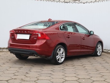 Volvo S60 II Sedan 2.4 D5 215KM 2013 Volvo S60 D5, Salon Polska, Serwis ASO, 211 KM, zdjęcie 4