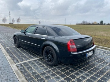 Chrysler 300C I Sedan 2.7 i V6 24V 193KM 2006 Chrysler 300C Benzyna + LPG - 2006R - AUTOMAT, zdjęcie 2