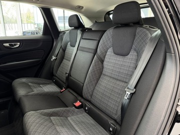Volvo XC60 II 2022 Volvo XC 60 B4 D Essential / 1 właściciel / Salon, zdjęcie 11