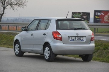 Skoda Fabia II Hatchback Facelifting 1.6 TDI CR DPF 75KM 2014 Škoda Fabia Skoda Fabia 1.6TDI 4 osobowy, zdjęcie 5