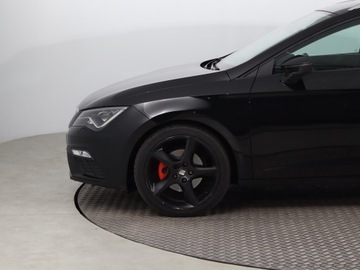 Seat Leon III ST Facelifting 2.0 TDI 150KM 2018 Seat Leon 2.0 TDI, DSG, Skóra, Navi, Klima, zdjęcie 14