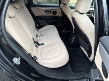 BMW Seria 2 F22-F23-F45-F46 Gran Tourer 218d 150KM 2015 BMW 218 2.0d 150 KM Skóry Hak odpinany, zdjęcie 15
