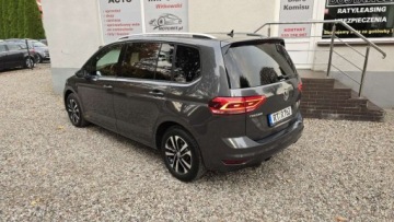 Volkswagen Touran III 2.0 TDI 150KM 2020 Volkswagen Touran 2,0 TDI 150 KM NAVI Full LED automat 7 osob OPLACONY, zdjęcie 3