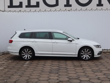 Volkswagen Passat B8 Variant 2.0 TDI BlueMotion SCR 190KM 2018 VW Passat 2.0 TDI, Salon Polska, Serwis ASO, zdjęcie 5
