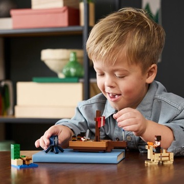 LEGO Minecraft Круиз на пиратском корабле 21259
