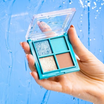 INGRID COSMETICS MERMAID GLOW EYE SHADOW PALETTE OCEANIC 5 G