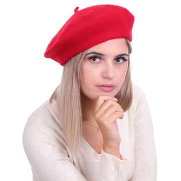 Beret damski w stylu francuskim czerwony